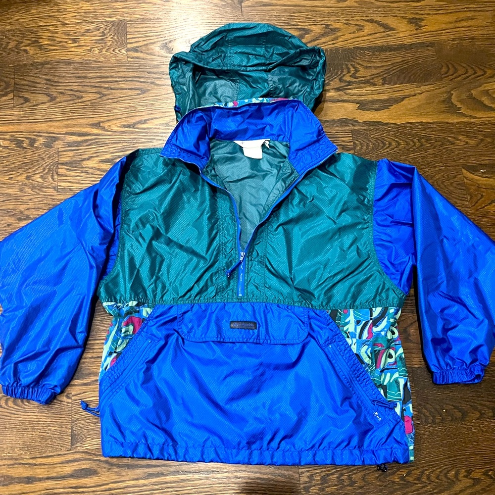 Vintage Columbia, women’s medium windbreaker jacket, old school retro